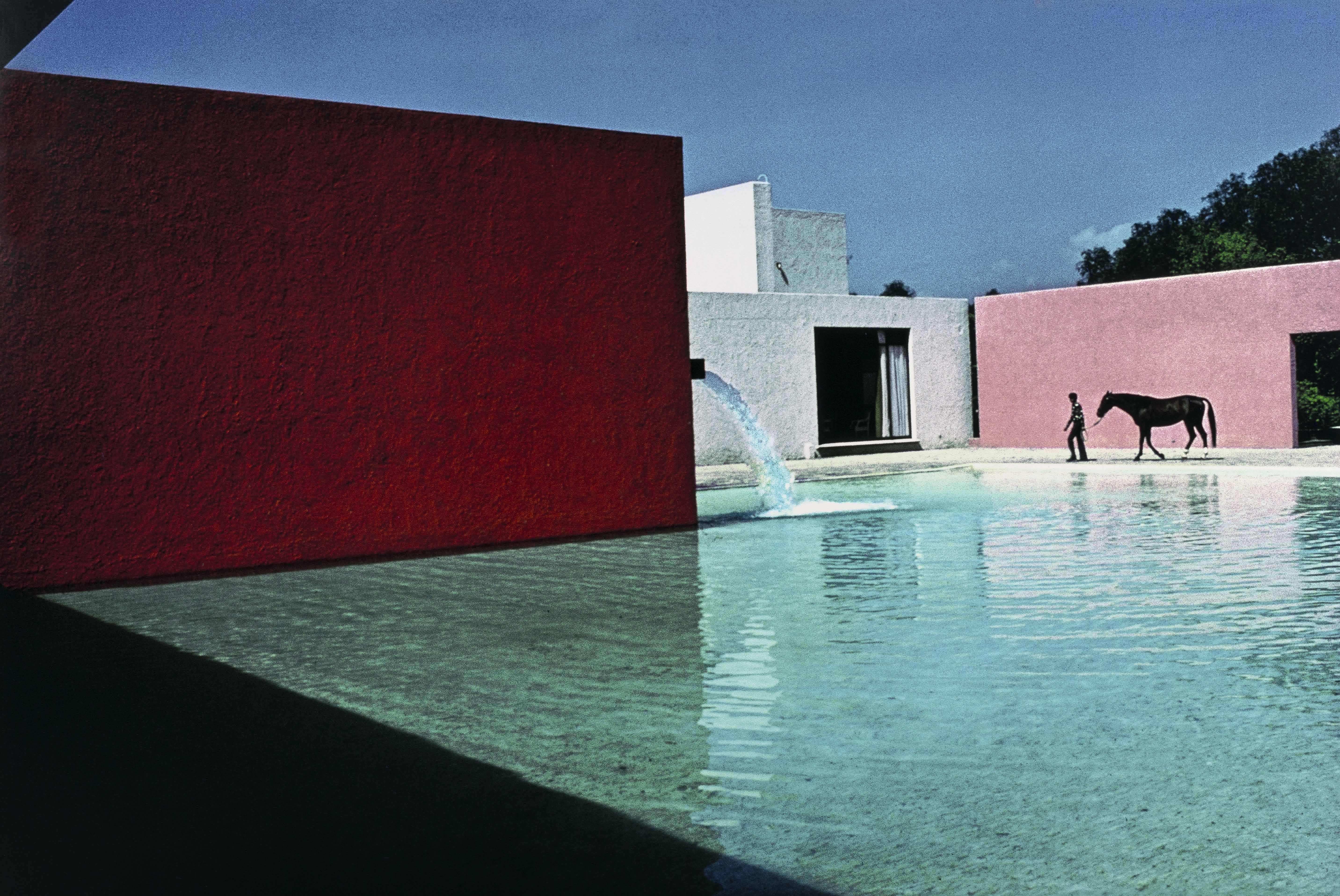 RENÉ BURRI (1933–2014) Hacienda San Cristobal, Mexico City 1976