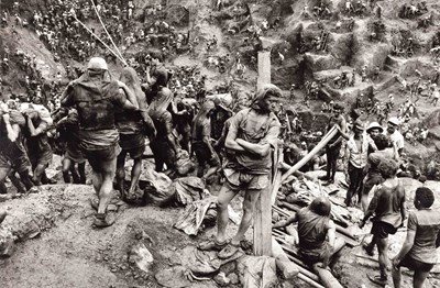 Lot 200 - SEBASTIÃO SALGADO (*1944)