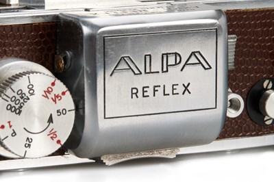 Lot 15 - Alpa Reflex de Luxe, Brown Leather + Angénieux Alitar 1.8/50mm