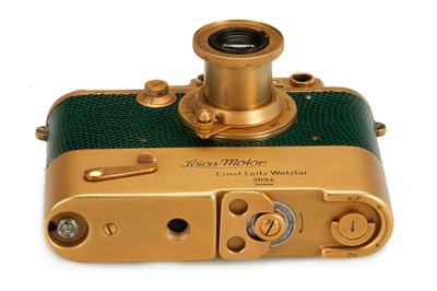 Lot 36 - Leica IIIa + MOOLY Gold Set