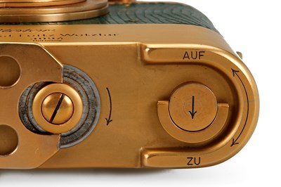 Lot 36 - Leica IIIa + MOOLY Gold Set