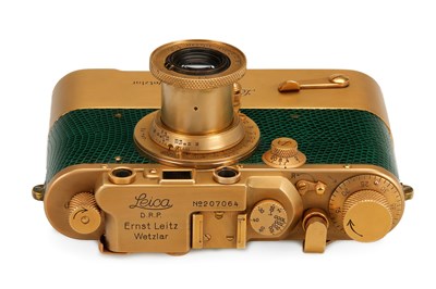 Lot 36 - Leica IIIa + MOOLY Gold Set