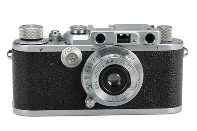 Lot 38 - Leica IIIa 'Marine' + 3.5/3.5cm 'Luftwaffen-Eigentum'