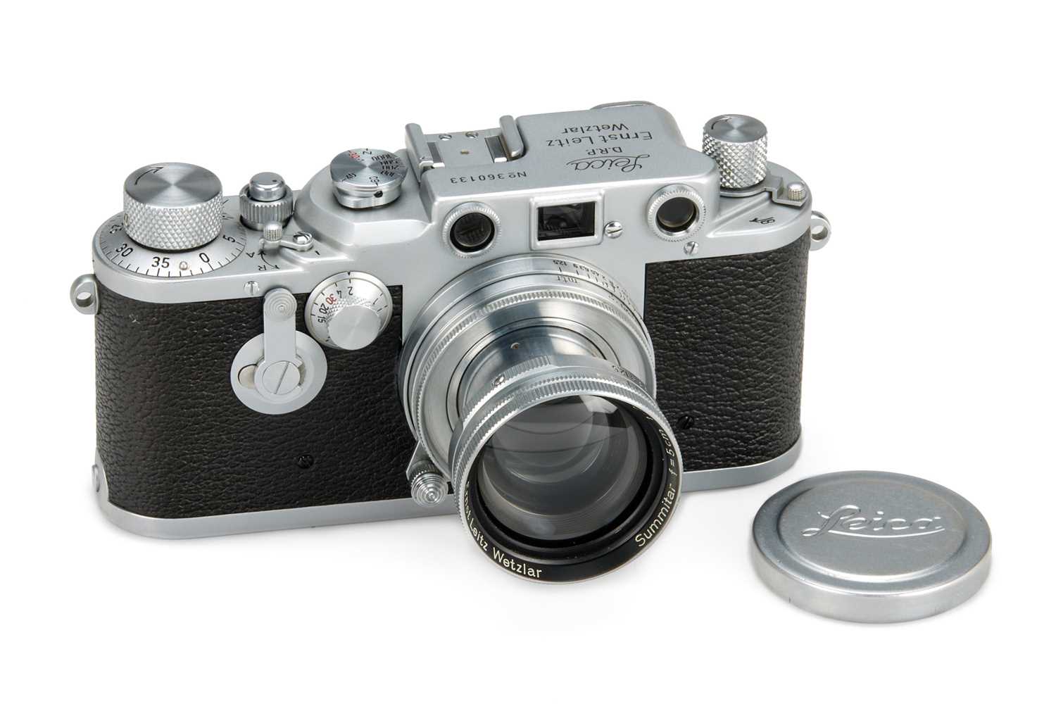 Lot 40 - Leica IIId + Summitar 2/5cm