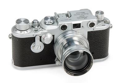 Lot 40 - Leica IIId + Summitar 2/5cm