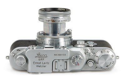 Lot 40 - Leica IIId + Summitar 2/5cm