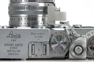 Lot 49 - Leica IIIf Betriebskamera + Compur Summicron 2/5cm Prototype