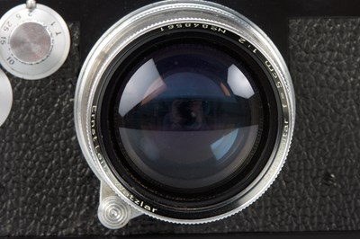 Lot 51 - Leica IIIf Black + Leicavit 'US Navy'