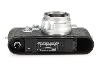 Lot 54 - Leica IIIg + Leicavit + Summicron 2/35mm 'ELC Midland'