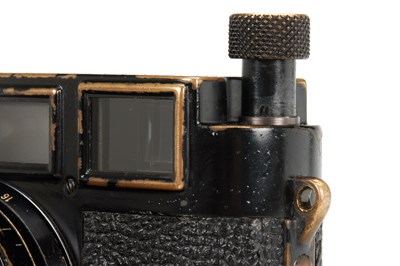 Lot 76 - Leica M3 Black Paint +  Summicron 2/5cm