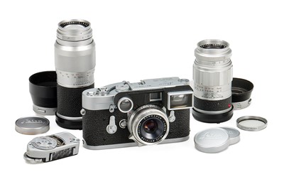 Lot 80 - Leica M3 Presentation Outfit