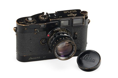 Lot 82 - Leica MP Black Paint + Summicron 2/5cm 'Eric Schaal'