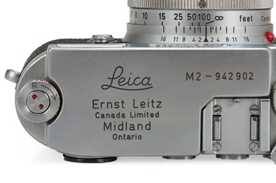 Lot 84 - Leica M2  ELC  Midland + Summarit 1.5/5cm