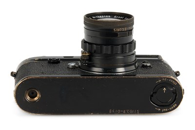 Lot 85 - Leica M2 Black Paint No.2 + Summicron 2/5cm