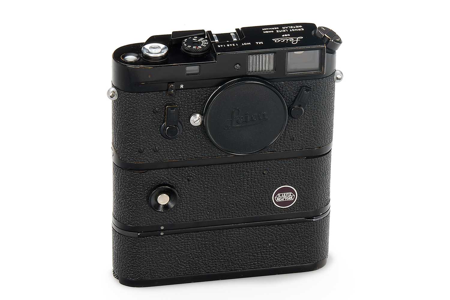 Lot 90 - Leica M4-MOT Black Paint + NY Motor