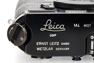 Lot 90 - Leica M4-MOT Black Paint + NY Motor