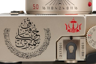 Lot 96 - Leica M6 Platinum 'Sultan of Brunei Silver Jubilee',  Number 1