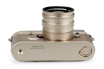 Lot 96 - Leica M6 Platinum 'Sultan of Brunei Silver Jubilee',  Number 1