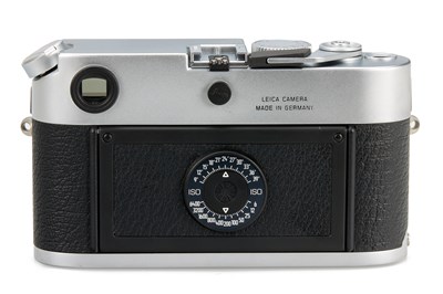 Lot 99 - Leica M6 TTL 0.72 Chrome +  Summilux-M ASPH. 1.4/35mm