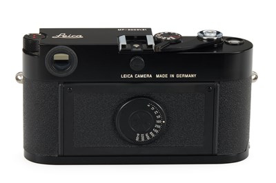 Lot 100 - Leica MP a la carte Set