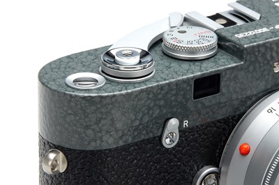 Lot 103 - Leica MP 'LHSA 1968-2003 Hammertone Edition' 10314