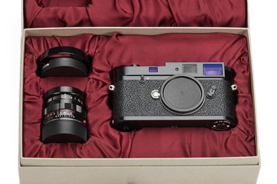 Lot 104 - Leica MP Classic Black Paint + Summicron-M 2/50mm