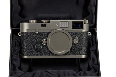 Lot 105 - Leica MP Titanium Edition 10324