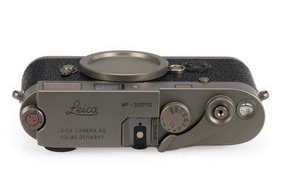 Lot 105 - Leica MP Titanium Edition 10324