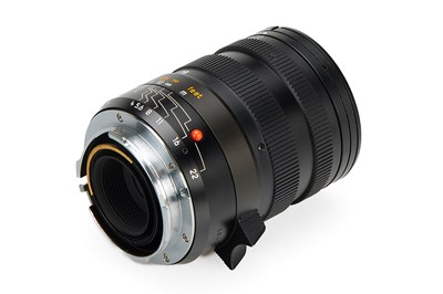 Lot 113 - Leica Tri-Elmar-M 4/28-35-50mm Black