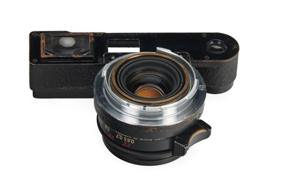 Lot 116 - Leitz Summicron 2/35mm M3 Black Paint