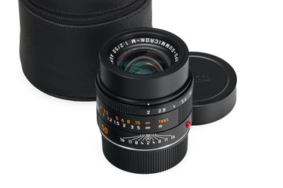 Lot 131 - Leica APO-Summicron-M 2/50mm ASPH. Black