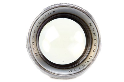 Lot 204 - Voigtländer f. Contax Nokton 1.5/50mm
