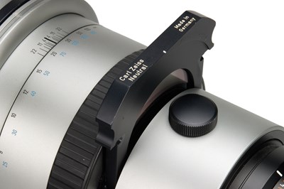 Lot 220 - Carl Zeiss Tele-Superachromat 2.8/300mm T* Prototype