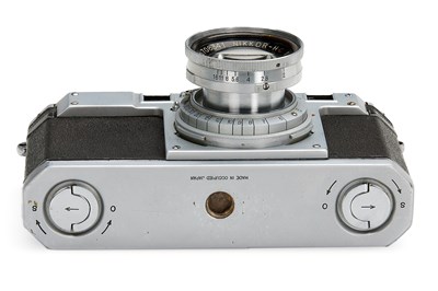 Lot 222 - Nikon I + Nikkor-H 2/5cm