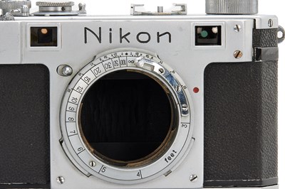 Lot 222 - Nikon I + Nikkor-H 2/5cm