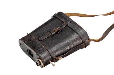 Lot 255 - Frank VALÉRY Photo-Étui-Jumelle Binocular Camera