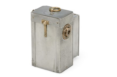 Lot 267 - Eugen Hanau, Paris Le Marsouin No.4