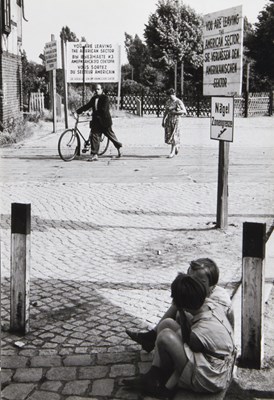 Lot 75 - ERICH LESSING (1923-2018)