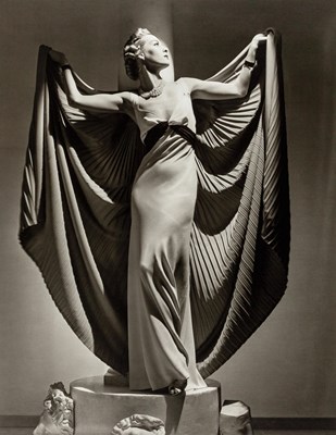 Lot 54 - HORST P. HORST (1906–1999)