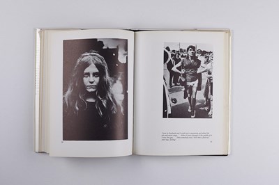 Lot 98 - DON McCULLIN (* 1935)