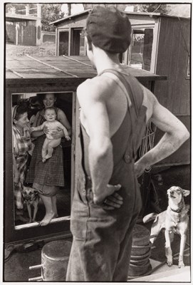 Lot 72 - HENRI CARTIER-BRESSON (1908–2004)