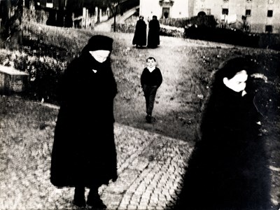 Lot 42 - MARIO GIACOMELLI (1925–2000)