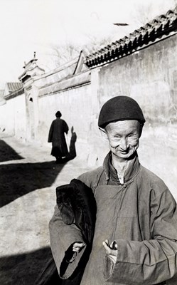 Lot 70 - HENRI CARTIER-BRESSON (1908–2004)