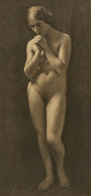 Lot 4 - GERMAINE KRULL (1897–1985)