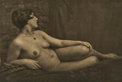 Lot 4 - GERMAINE KRULL (1897–1985)