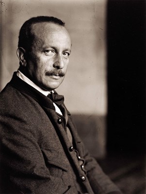 Lot 15 - FERDINAND SCHMUTZER (1870–1928)