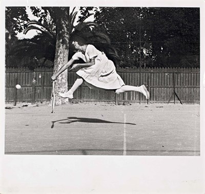 Lot 31 - JACQUES-HENRI LARTIGUE (1894–1986)