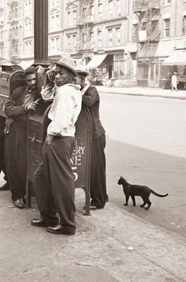 Lot 63 - HELEN LEVITT (1913–2009)