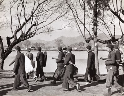 Lot 67 - HENRI CARTIER-BRESSON (1908–2004)