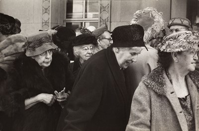 Lot 71 - HENRI CARTIER-BRESSON (1908–2004)